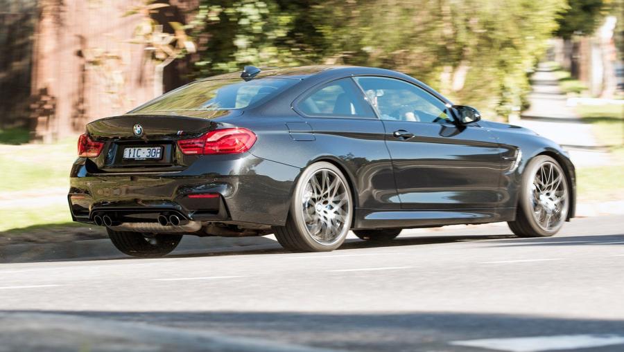  BMW M4 Coupe Competition Package (F82) 2017 года  (AU) (фото 10 из 15)